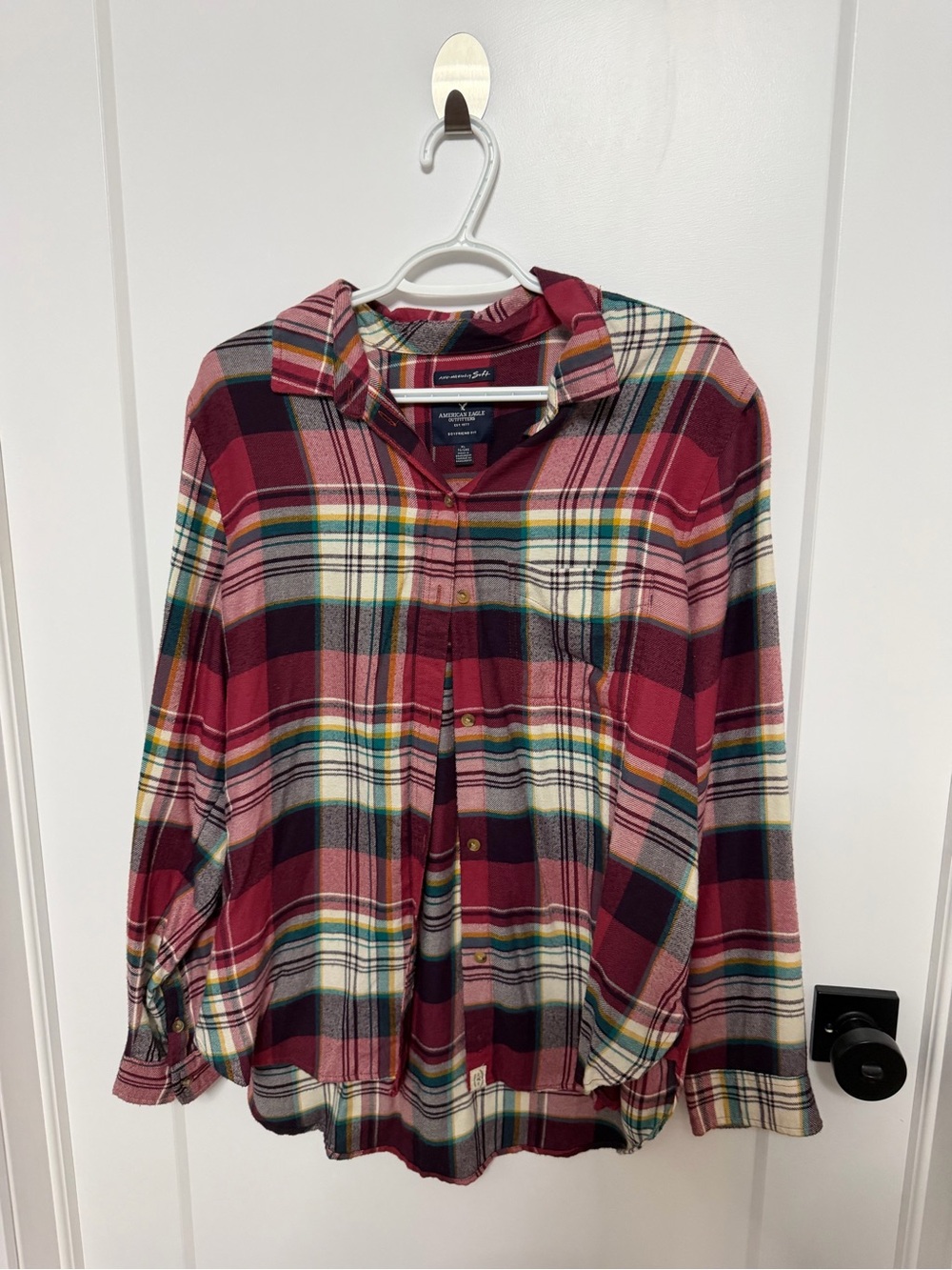 American Eagle Outfitters Plaid Button-Down Shirt